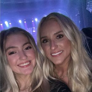 Meet your Posher, Cameron